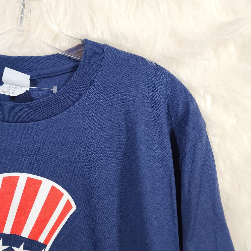 Hanes NWOT Navy Blue Cat Graphic American flag print TShirt woman's size medium - Picture 5 of 8